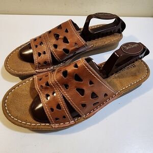 NATURALIZER Devon Women's Brown Leather upper Sandals size 10M